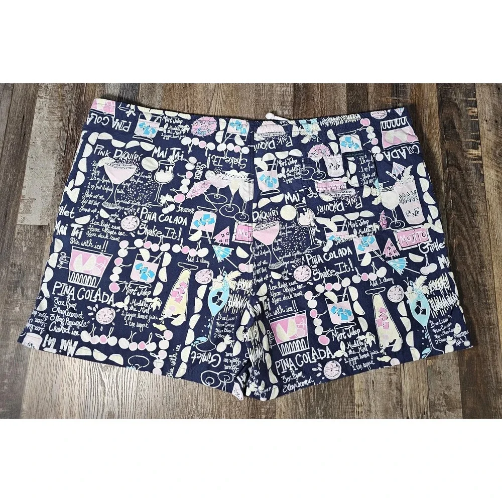 Lilly Pulitzer Men's Capri Swim Trunks Sz XXL Drinks On Me Pattern Navy Tropical